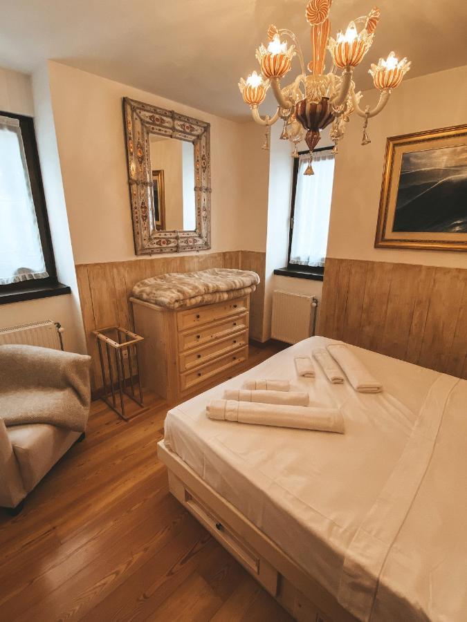 Una Perla A Cortina Cortina dʼAmpezzo Eksteriør billede