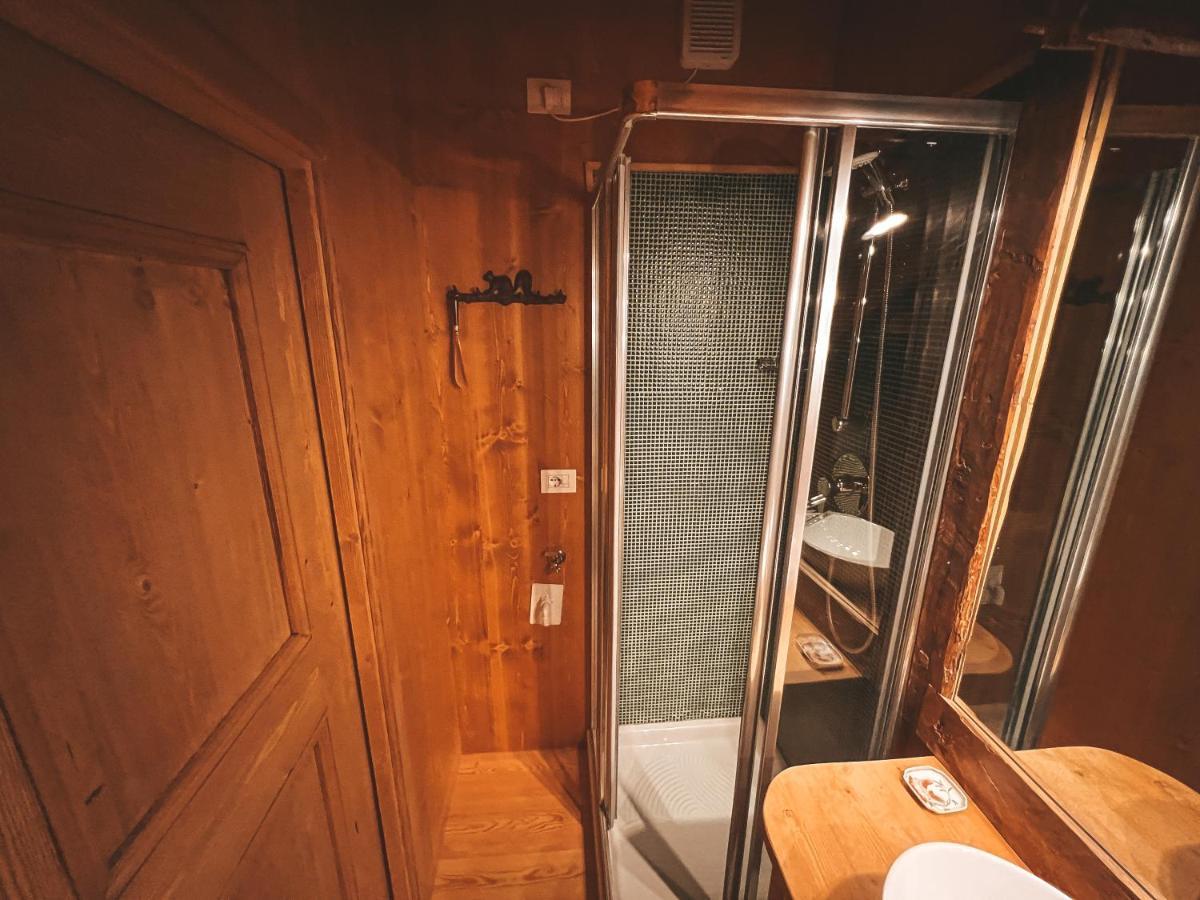 Una Perla A Cortina Cortina dʼAmpezzo Eksteriør billede